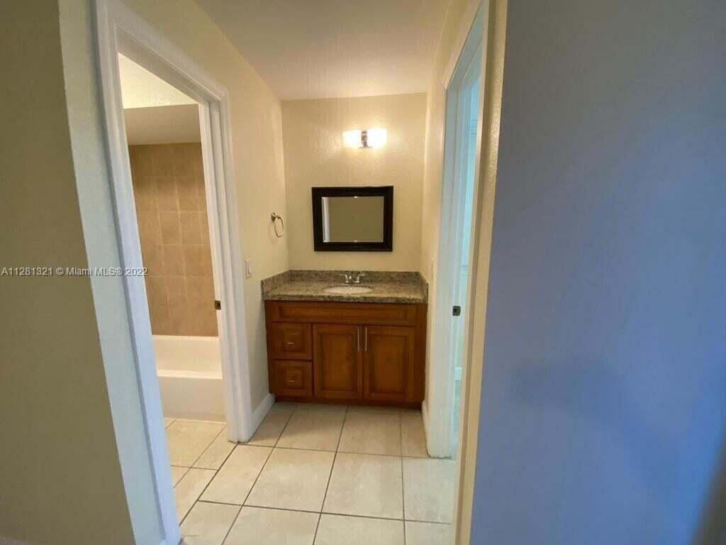2800 Georgia Avenue, Unit I55, West Palm Beach, FL 33405 Photo