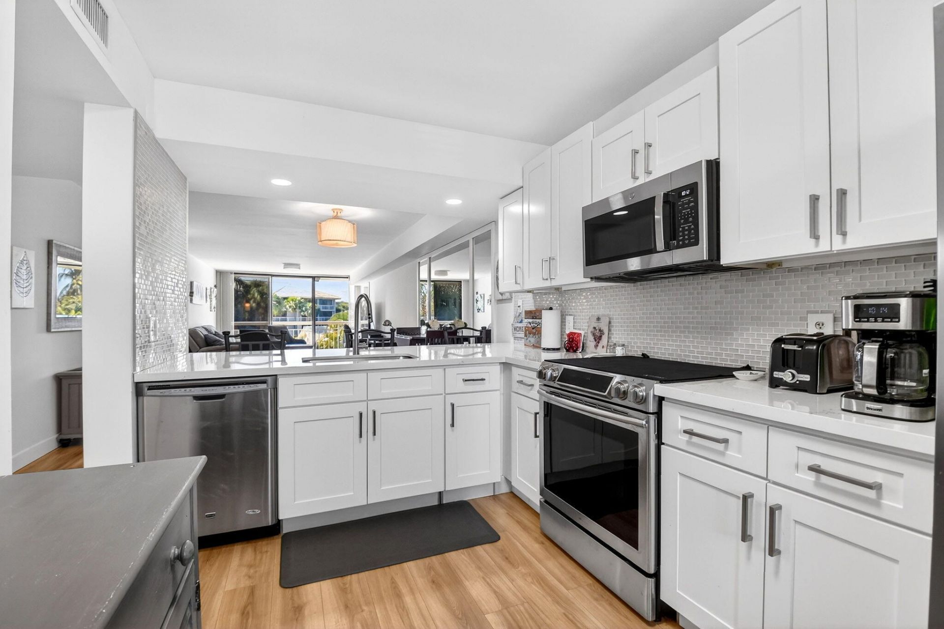 2701 Village Boulevard, Unit 303, West Palm Beach, FL 33409 Photo