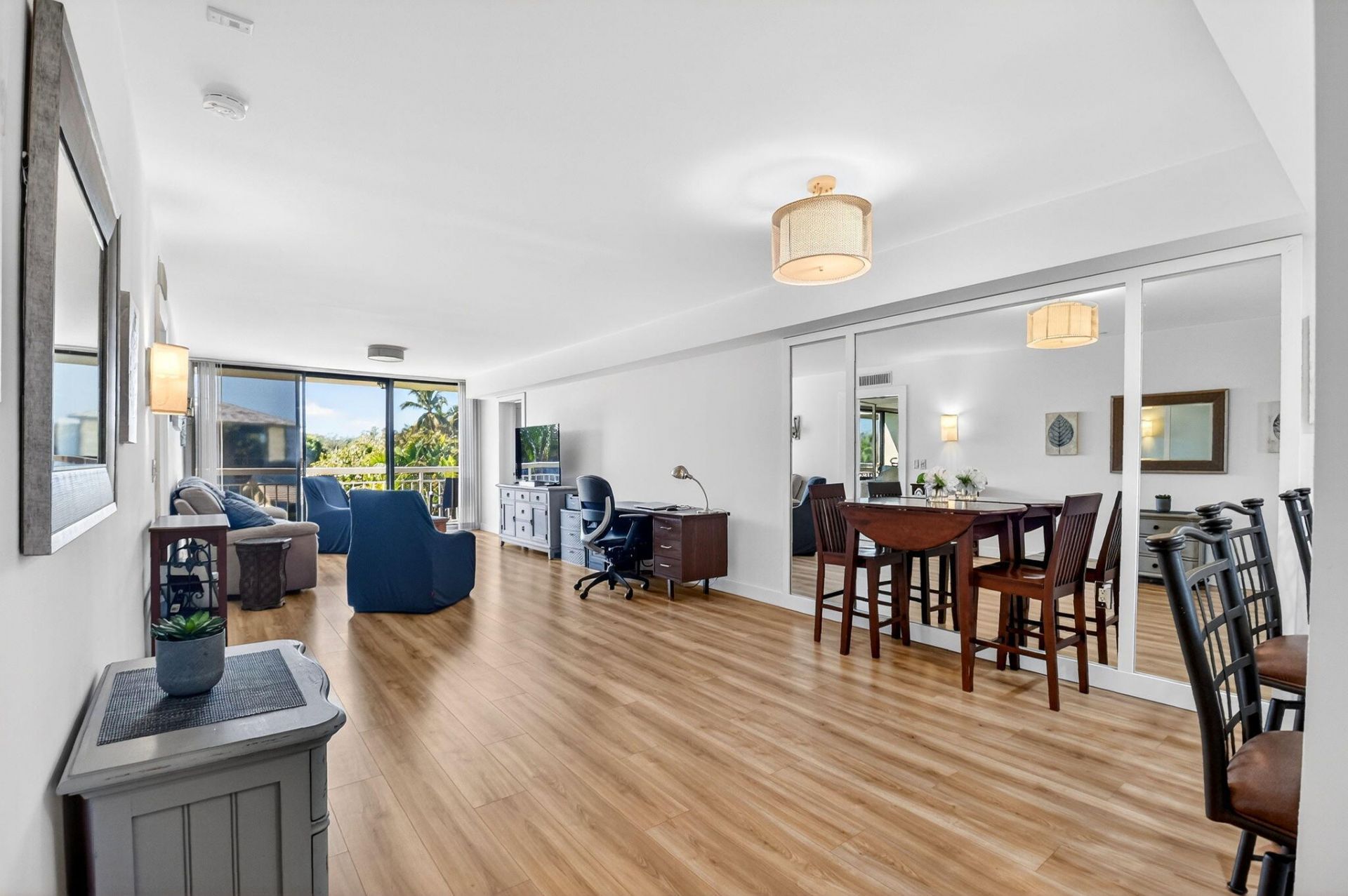 2701 Village Boulevard, Unit 303, West Palm Beach, FL 33409 Photo