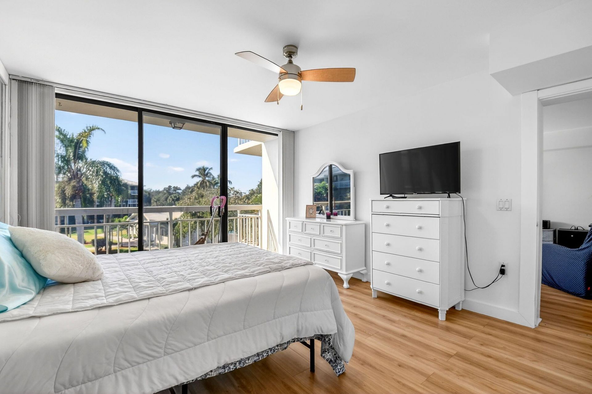 2701 Village Boulevard, Unit 303, West Palm Beach, FL 33409 Photo