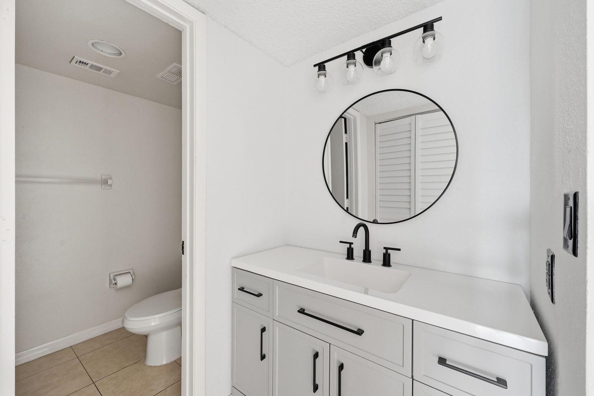 1502 SE Royal Green Circle, Unit 201, Port Saint Lucie, FL 34952 Photo