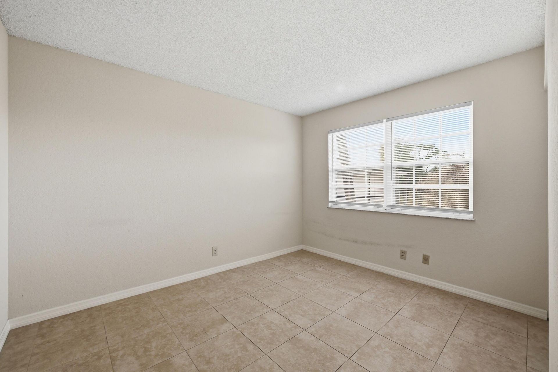 1502 SE Royal Green Circle, Unit 201, Port Saint Lucie, FL 34952 Photo