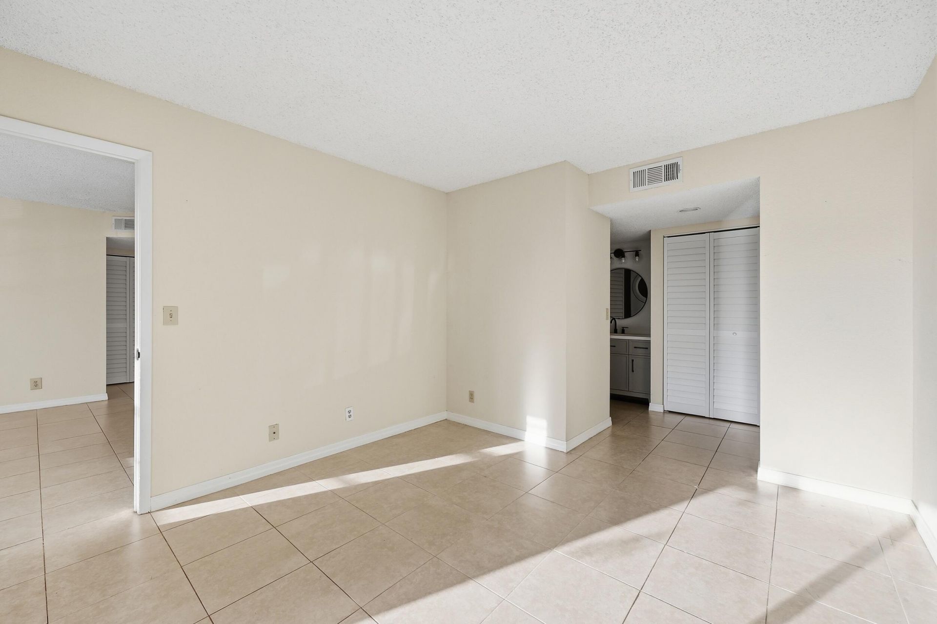 1502 SE Royal Green Circle, Unit 201, Port Saint Lucie, FL 34952 Photo