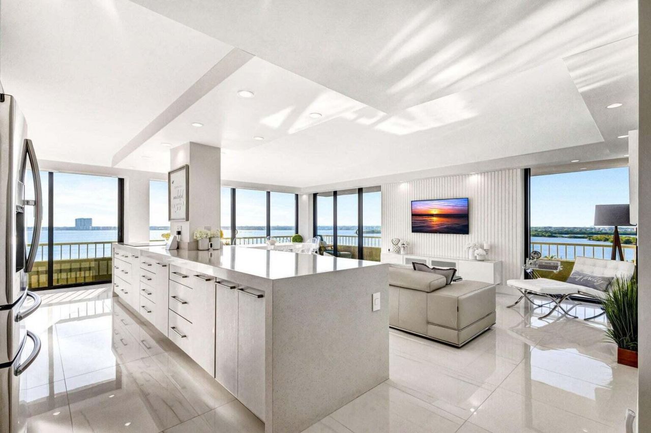5510 N Ocean Drive, Unit 8 D, Singer Island, FL 33404 Photo