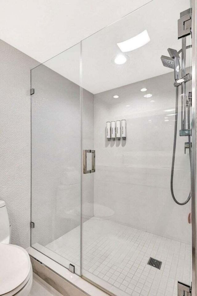 5510 N Ocean Drive, Unit 8 D, Singer Island, FL 33404 Photo