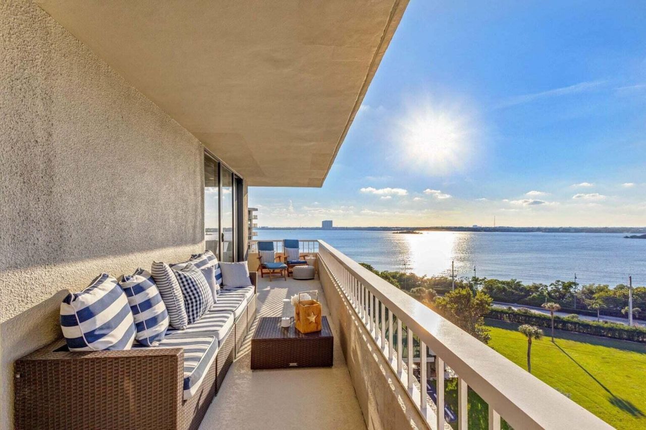 5510 N Ocean Drive, Unit 8 D, Singer Island, FL 33404 Photo