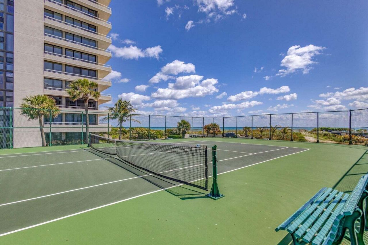 5510 N Ocean Drive, Unit 8 D, Singer Island, FL 33404 Photo