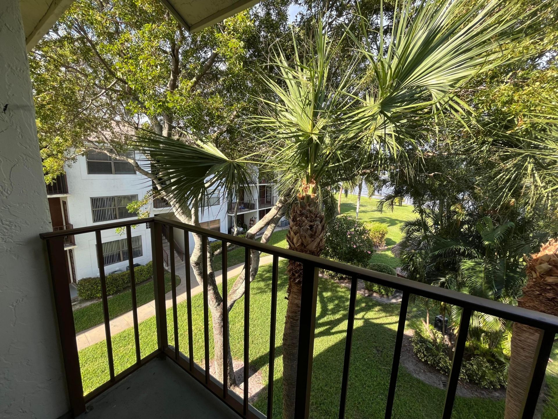 760 Executive Center Drive, Unit 33, West Palm Beach, FL 33401 Photo