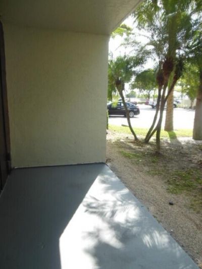 718 Executive Center Drive, Unit 13, West Palm Beach, FL 33401 Photo