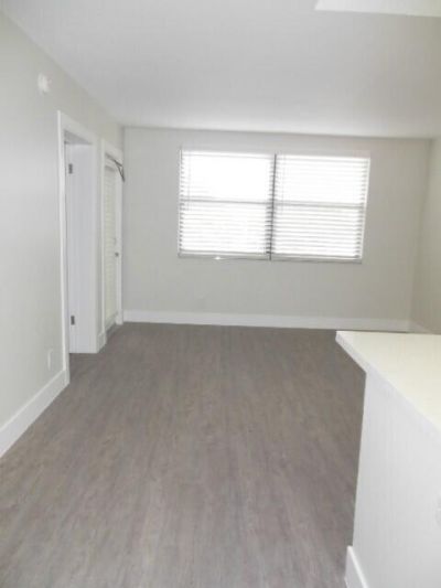 738 Executive Center Drive, Unit 35, West Palm Beach, FL 33401 Photo