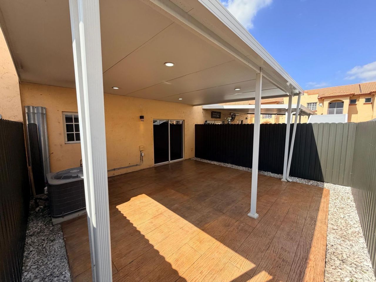 11475 NW 94th Place, Unit 3, Hialeah Gardens, FL 33018 Photo