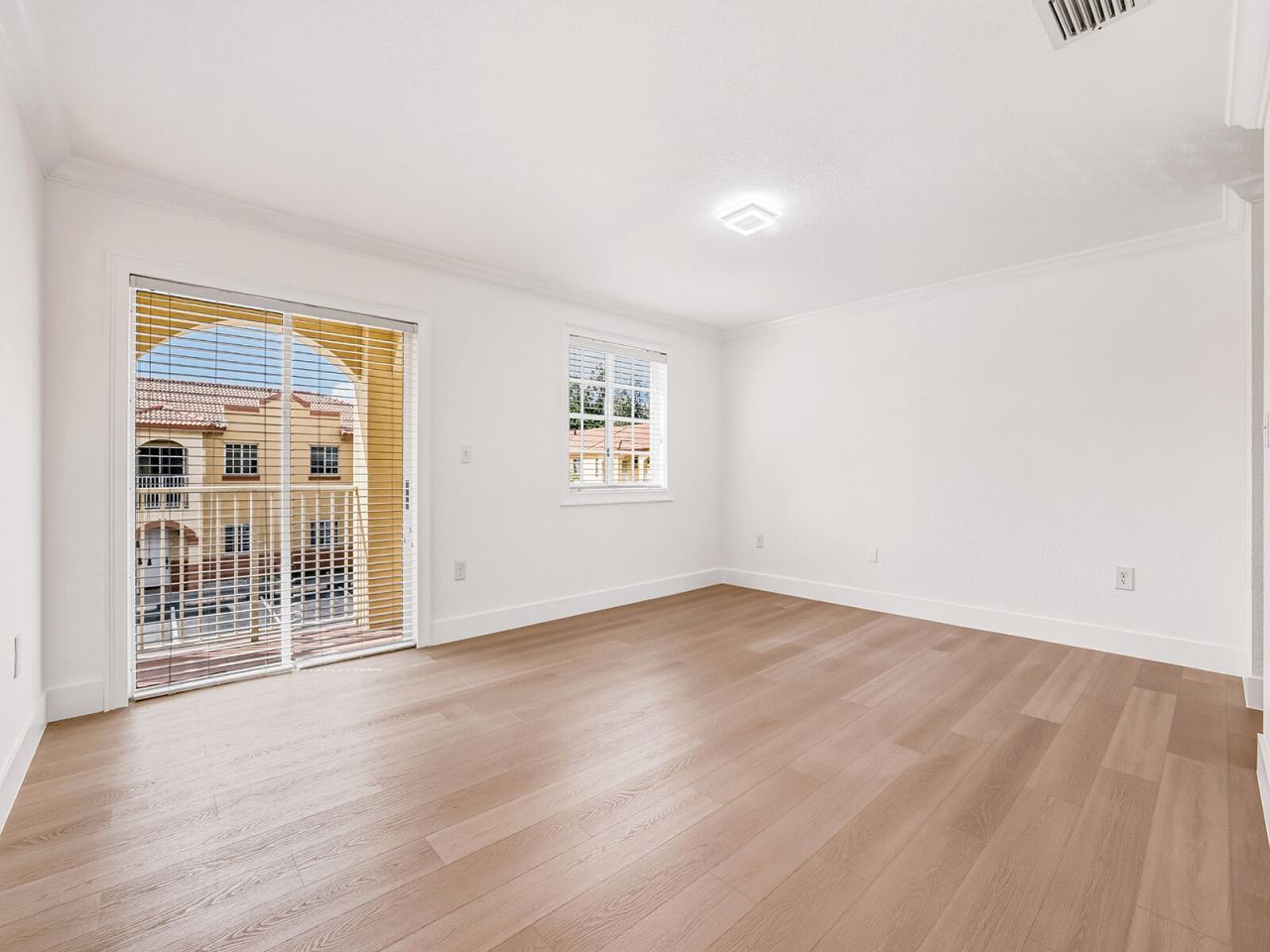 11475 NW 94th Place, Unit 3, Hialeah Gardens, FL 33018 Photo