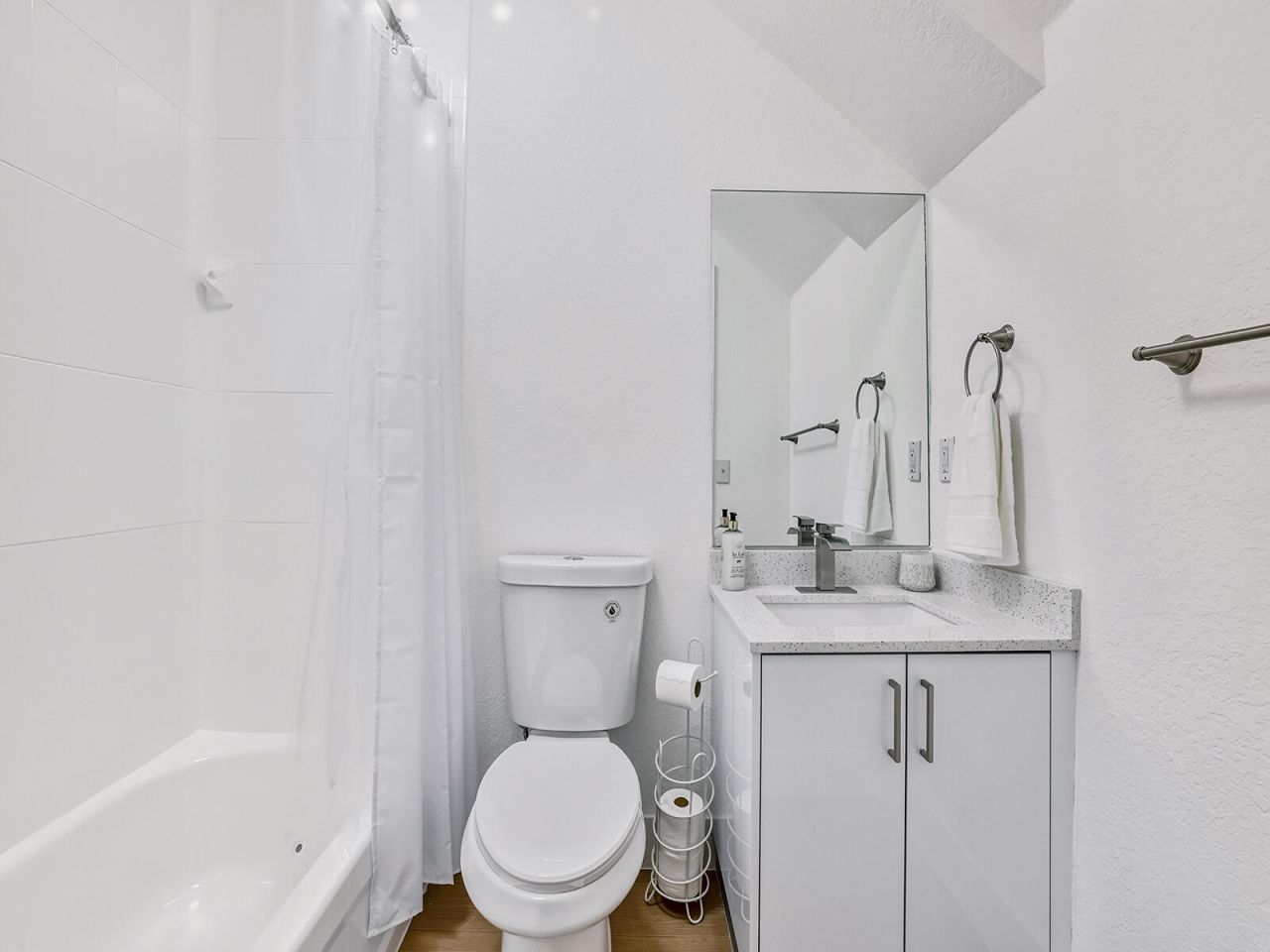 11475 NW 94th Place, Unit 3, Hialeah Gardens, FL 33018 Photo