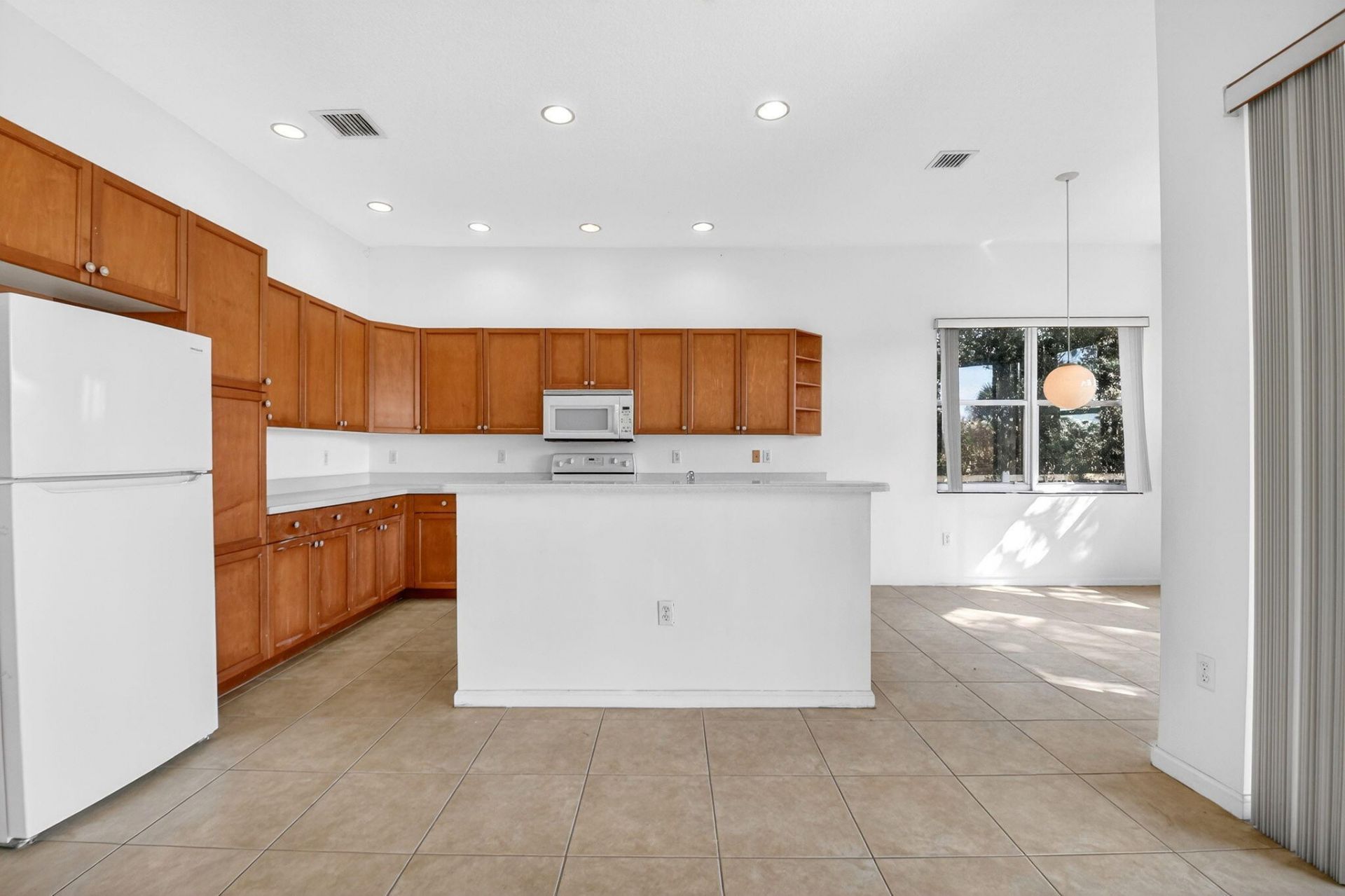 2431 Westmont Drive, Royal Palm Beach, FL 33411 Photo