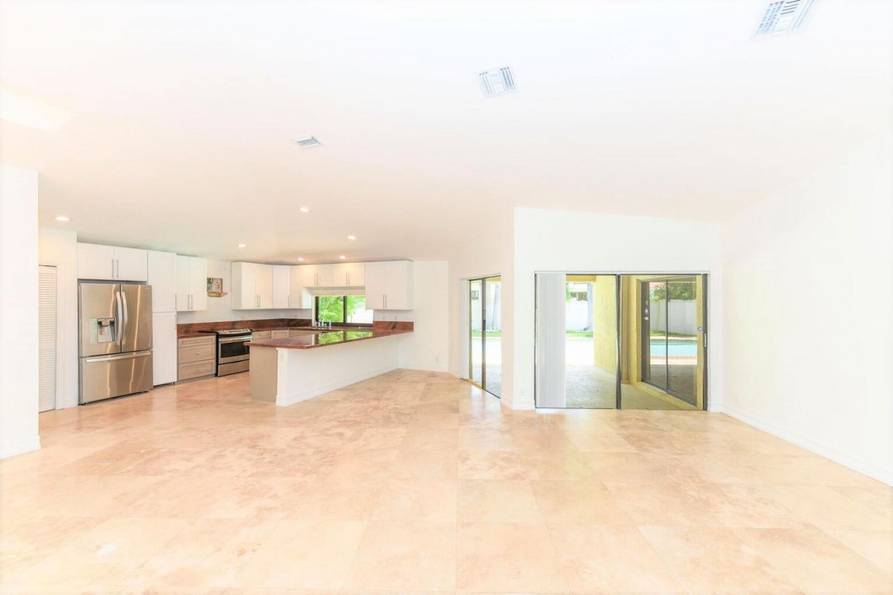 330 NE 26th Street, Boca Raton, FL 33431 Photo