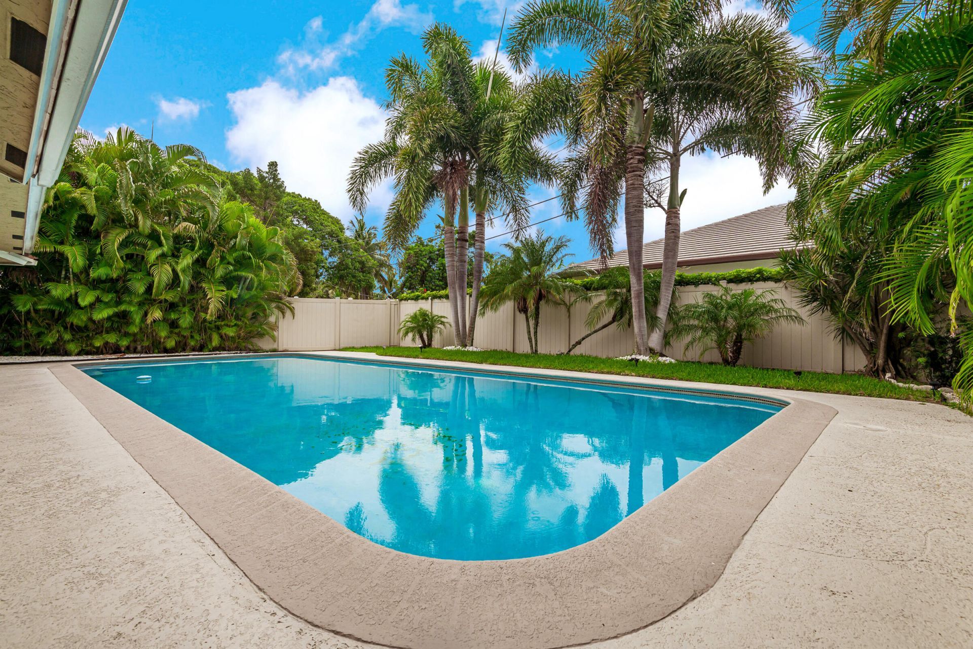 330 NE 26th Street, Boca Raton, FL 33431 Photo