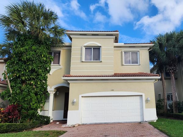 1042 Grove Park Circle, Boynton Beach, FL 33436