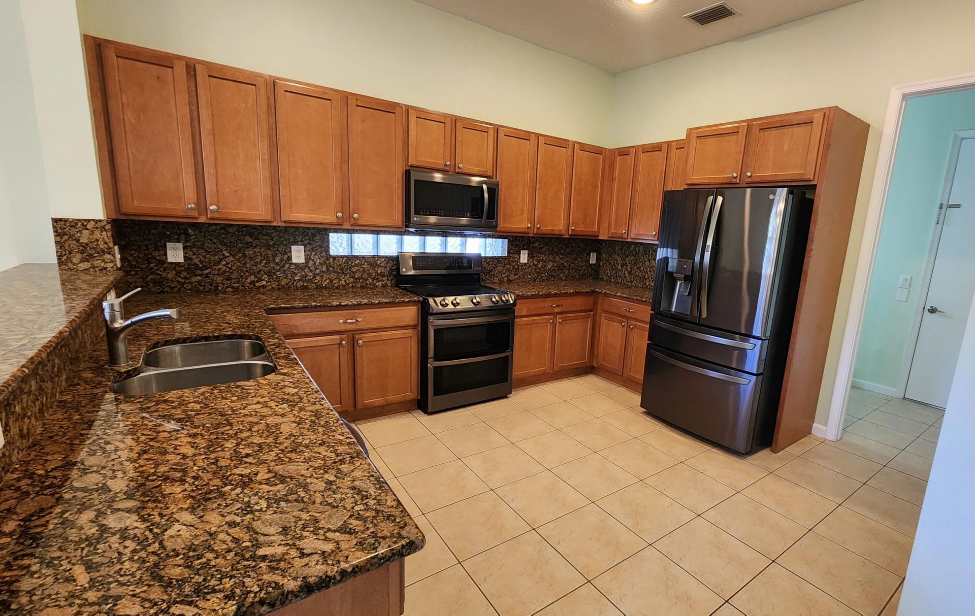 1042 Grove Park Circle, Boynton Beach, FL 33436 Photo