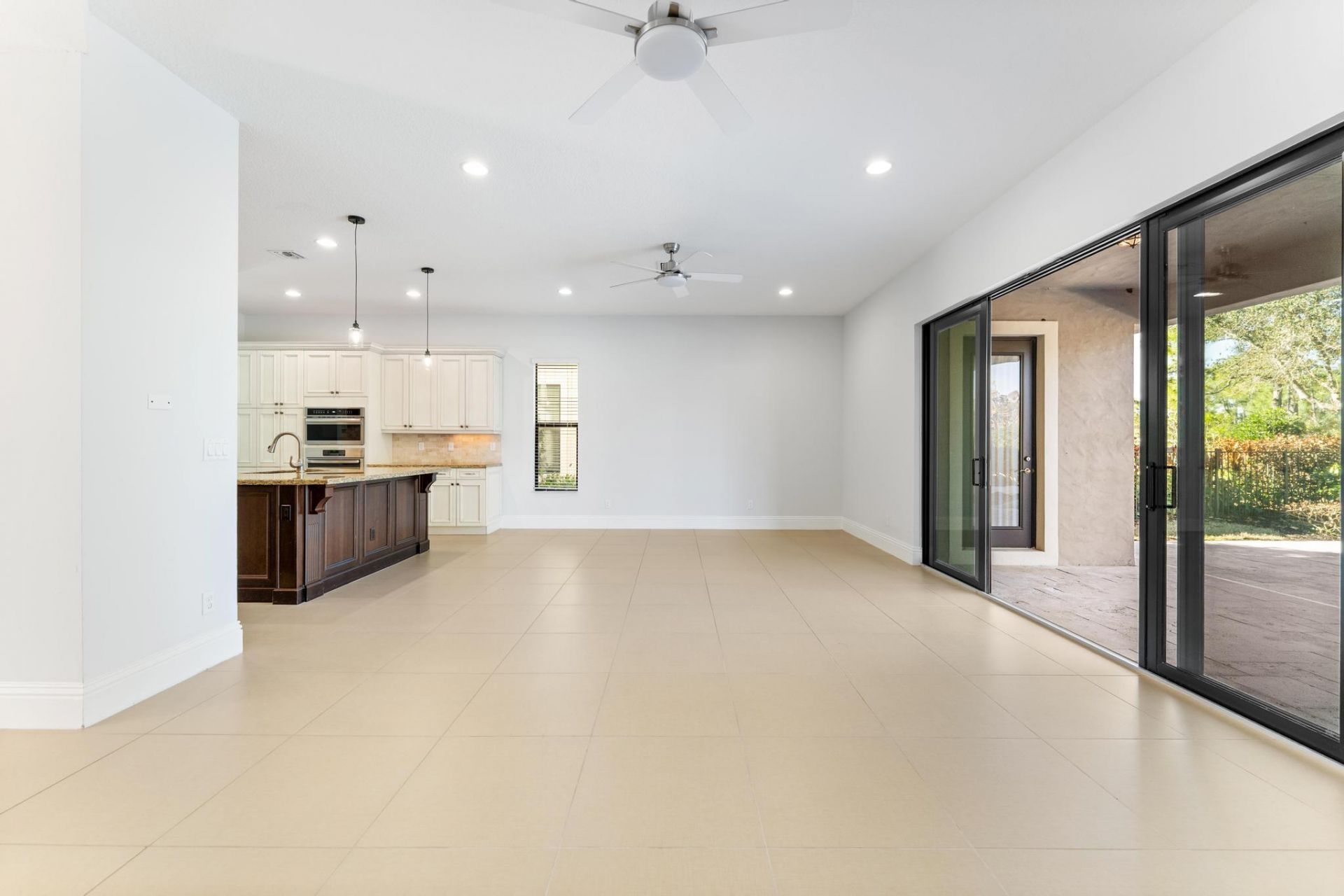 259 SE Calmo Circle, Port Saint Lucie, FL 34984 Photo