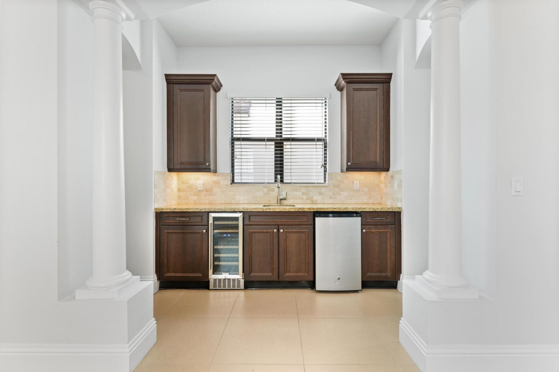 259 SE Calmo Circle, Port Saint Lucie, FL 34984 Photo