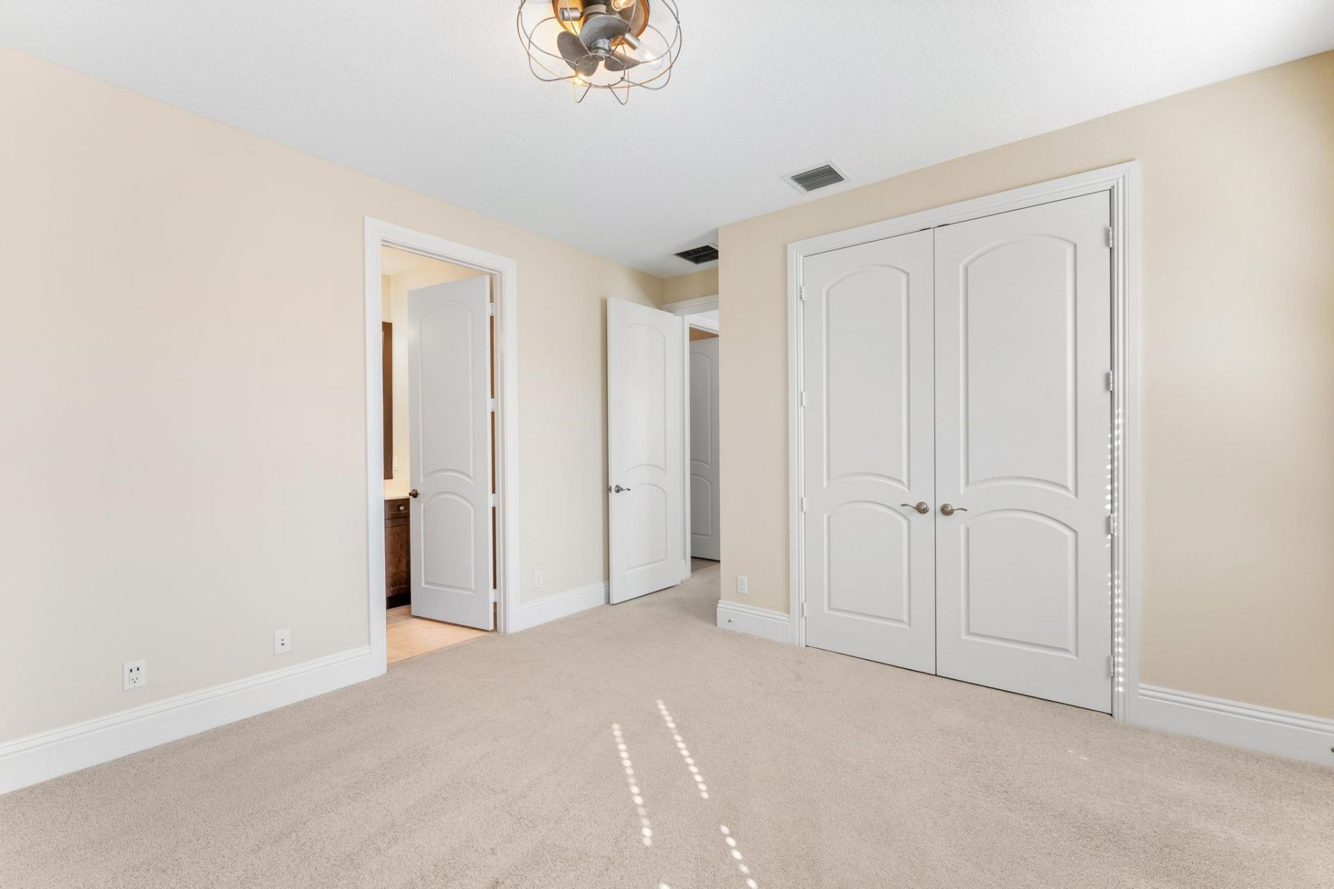 259 SE Calmo Circle, Port Saint Lucie, FL 34984 Photo