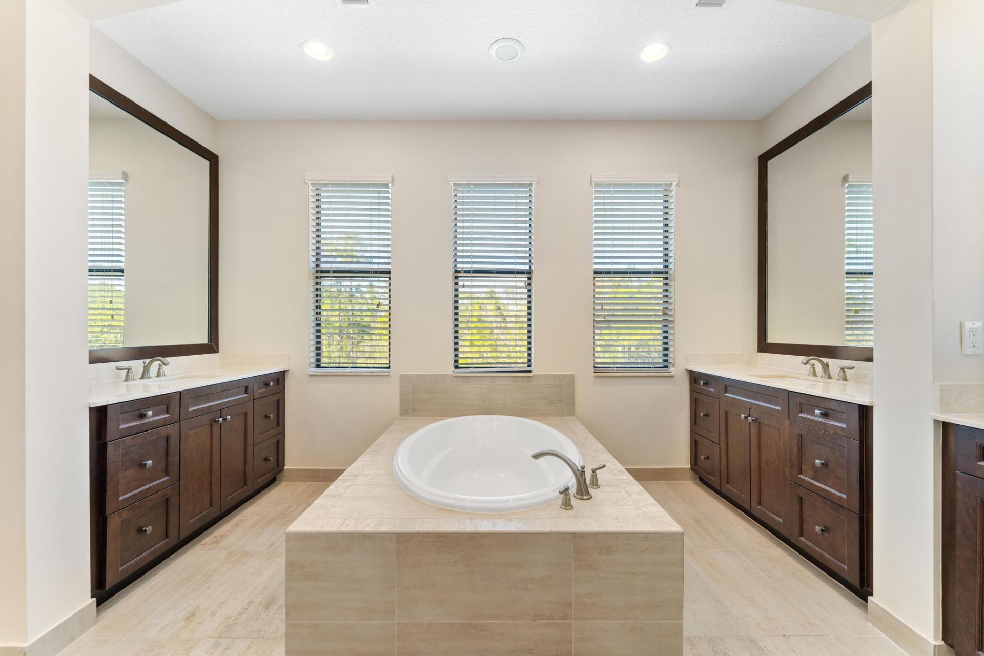 259 SE Calmo Circle, Port Saint Lucie, FL 34984 Photo