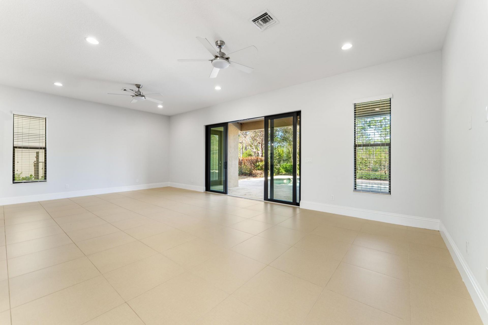 259 SE Calmo Circle, Port Saint Lucie, FL 34984 Photo