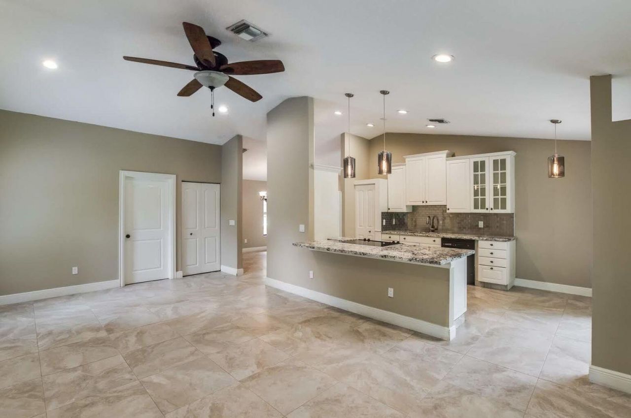 2713 Yarmouth Drive, Wellington, FL 33414 Photo