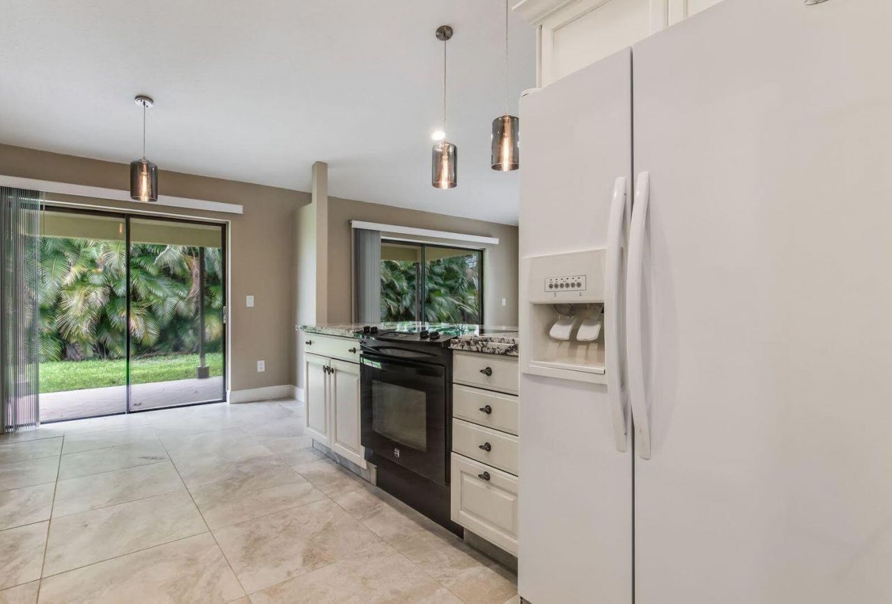 2713 Yarmouth Drive, Wellington, FL 33414 Photo