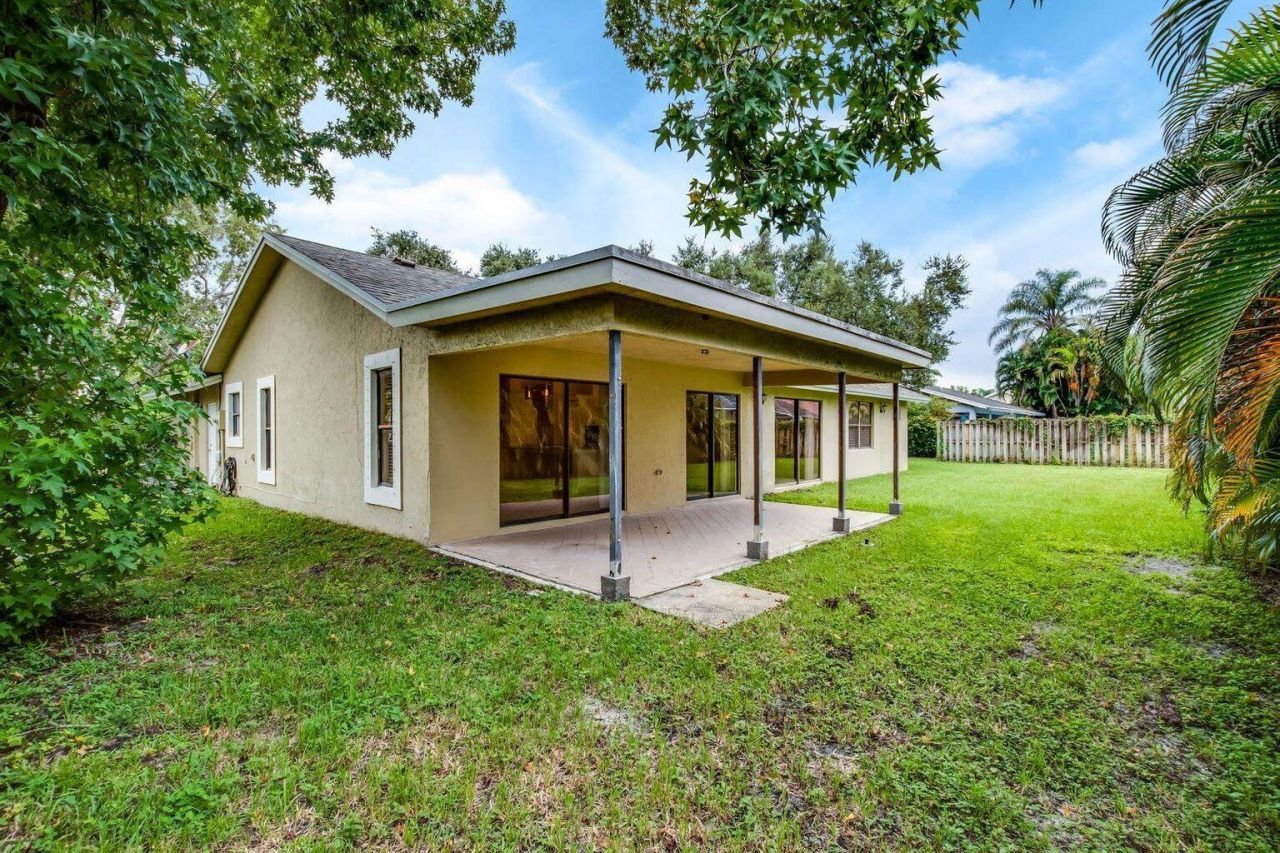2713 Yarmouth Drive, Wellington, FL 33414 Photo