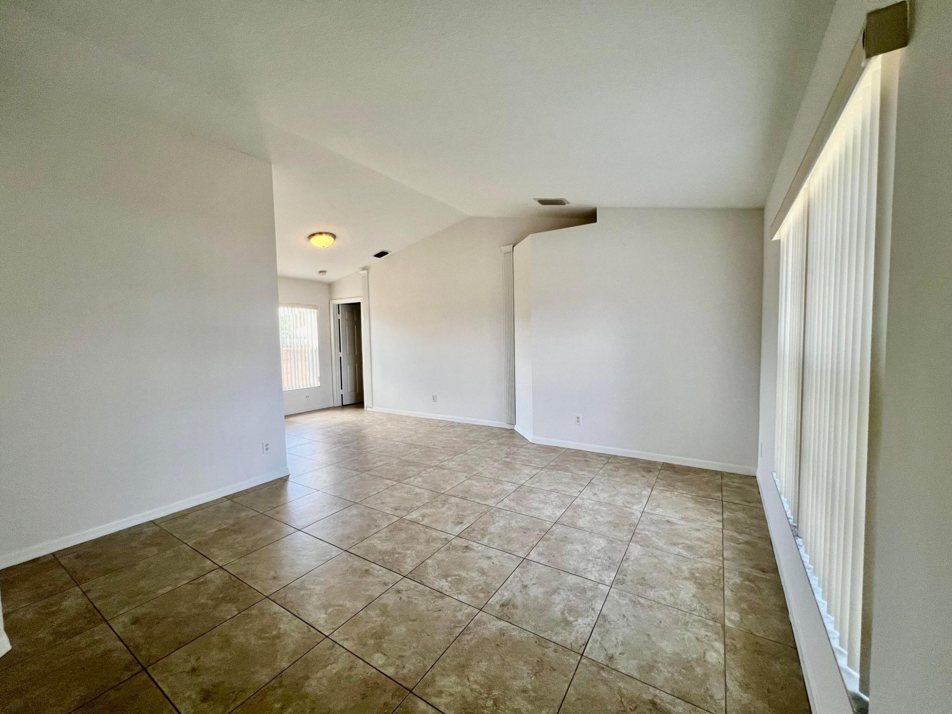 6480 NW Volucia Drive, Port Saint Lucie, FL 34986 Photo