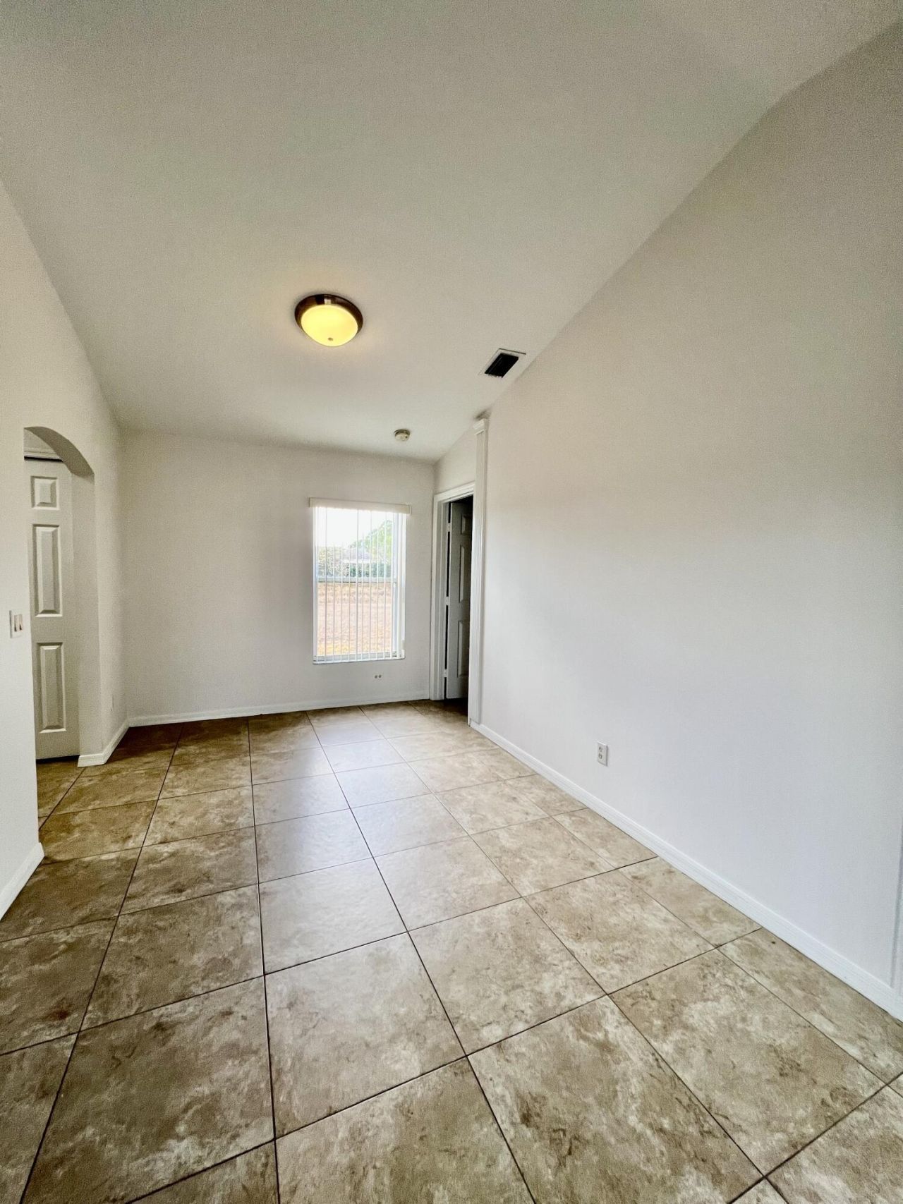 6480 NW Volucia Drive, Port Saint Lucie, FL 34986 Photo