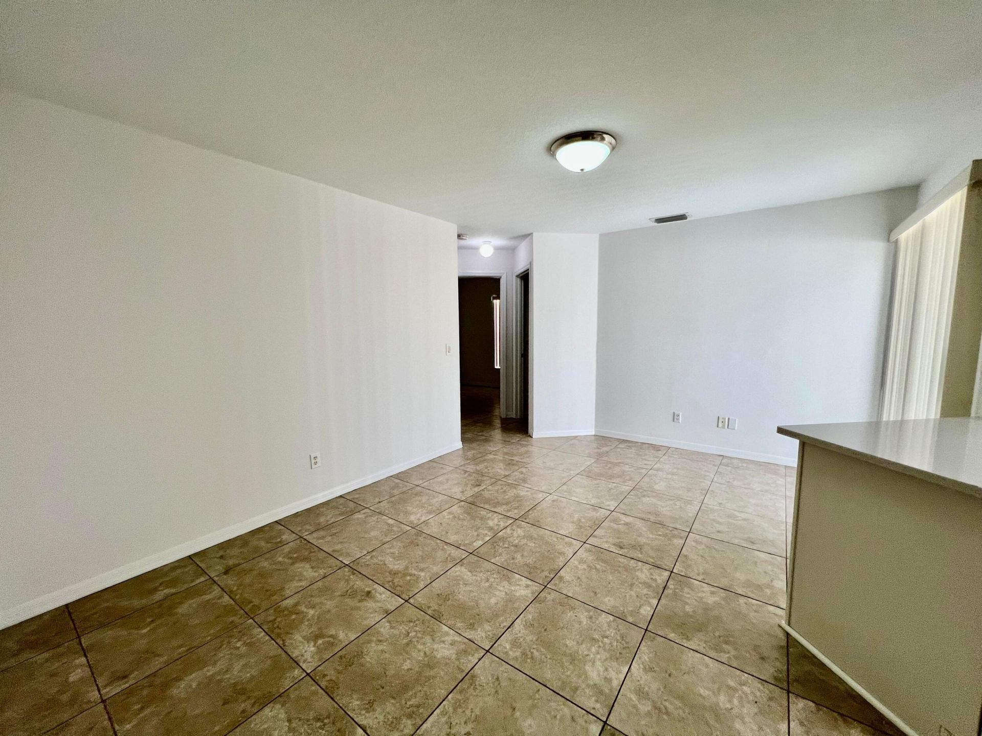 6480 NW Volucia Drive, Port Saint Lucie, FL 34986 Photo