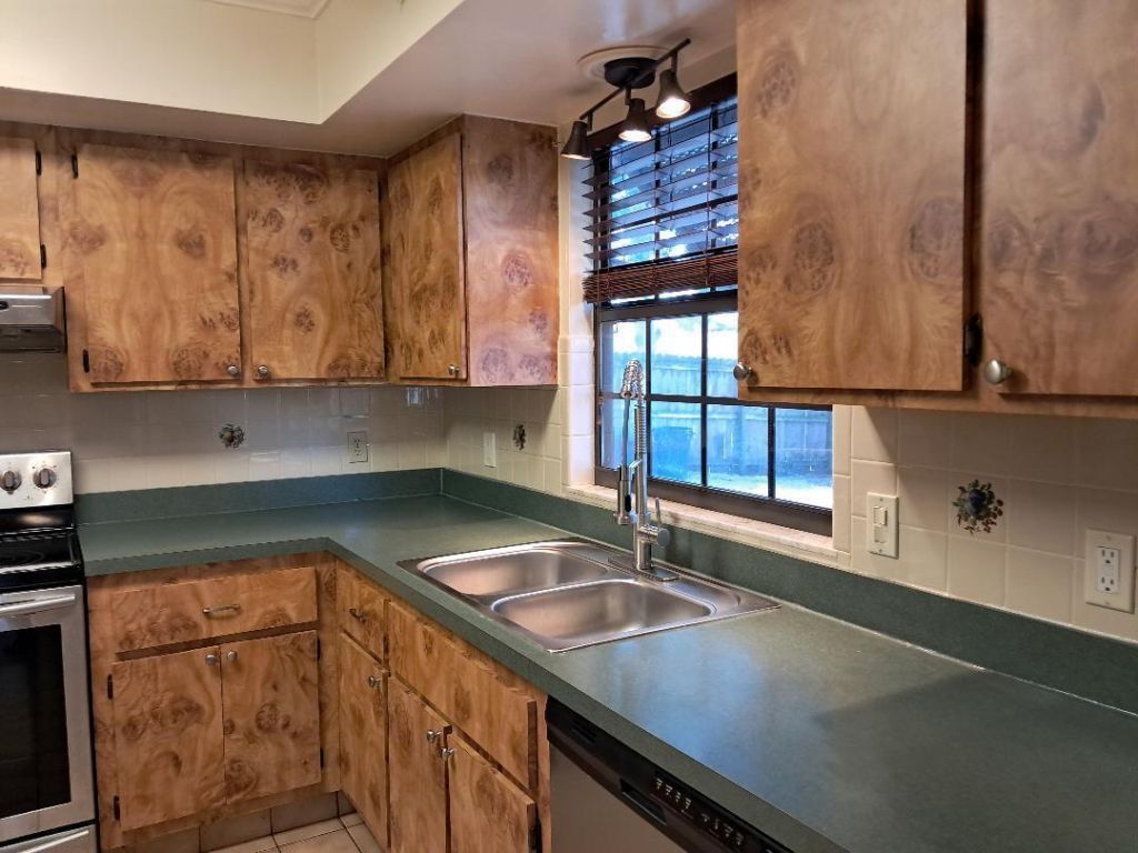 121 SE Juper Avenue, Port Saint Lucie, FL 34983 Photo