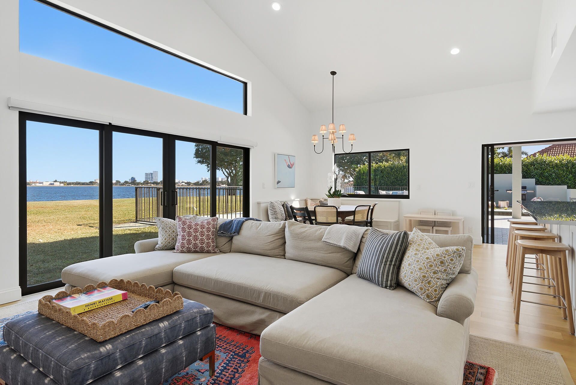 2308 Embassy Drive, West Palm Beach, FL 33401 Photo