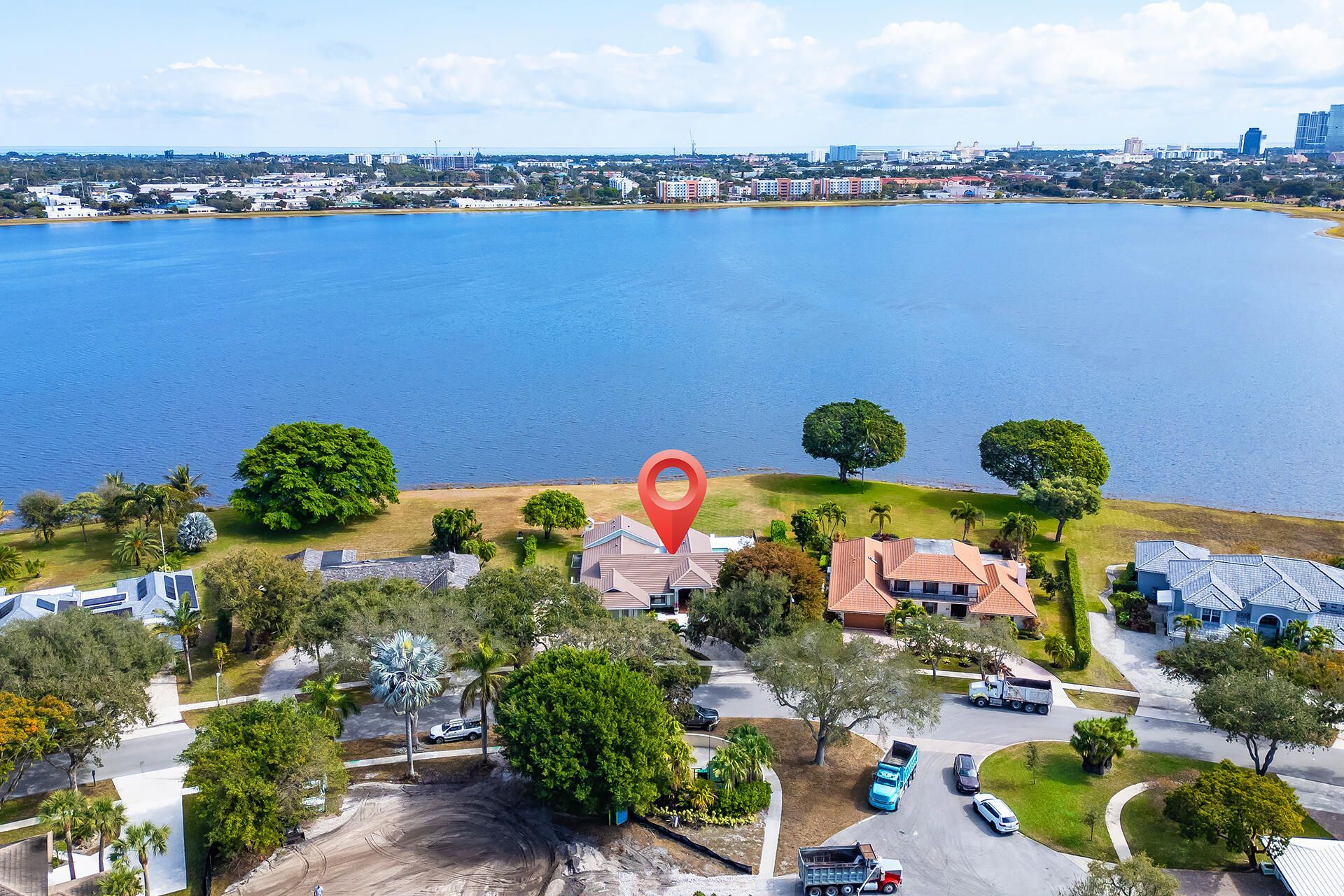 2308 Embassy Drive, West Palm Beach, FL 33401 Photo