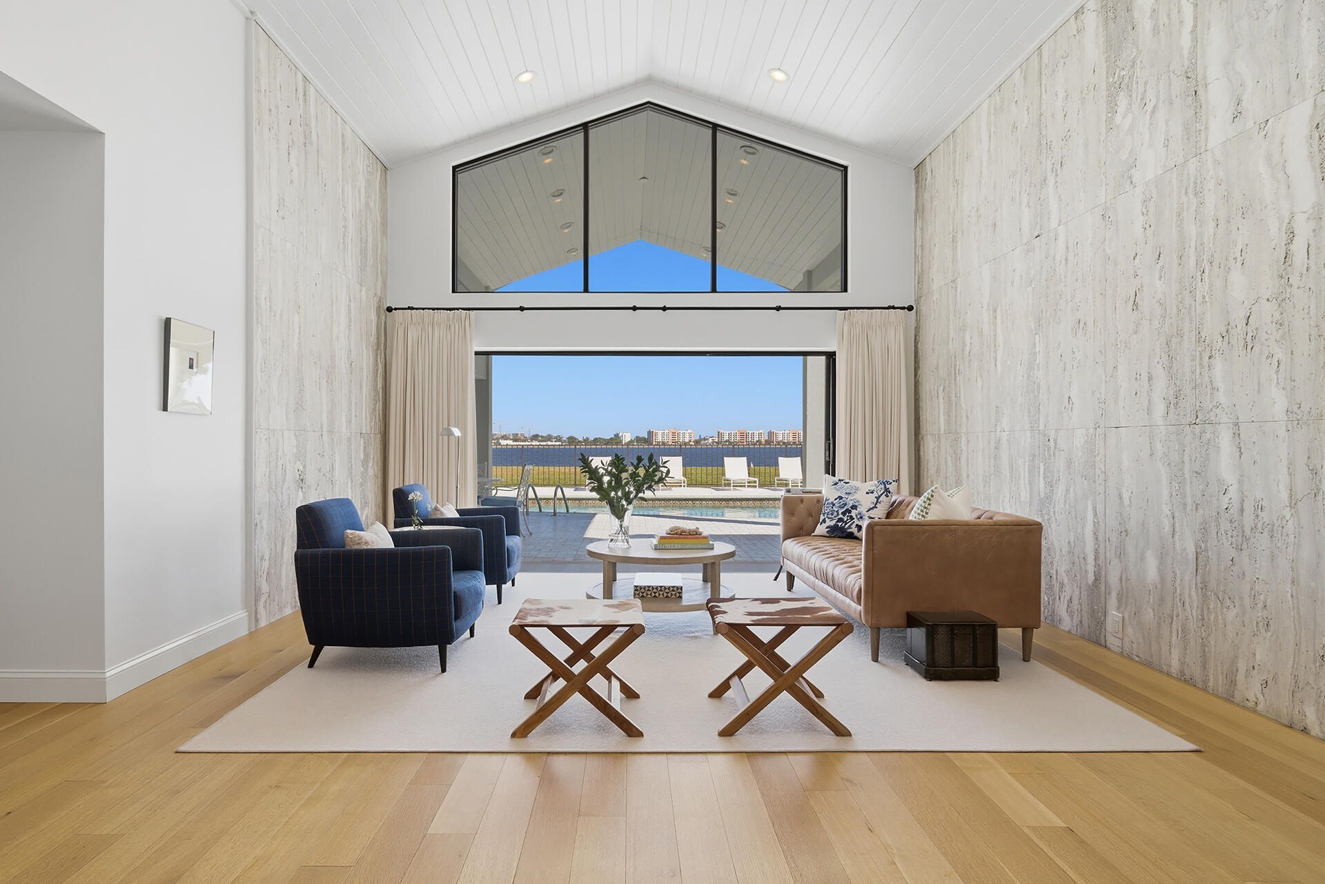 2308 Embassy Drive, West Palm Beach, FL 33401 Photo