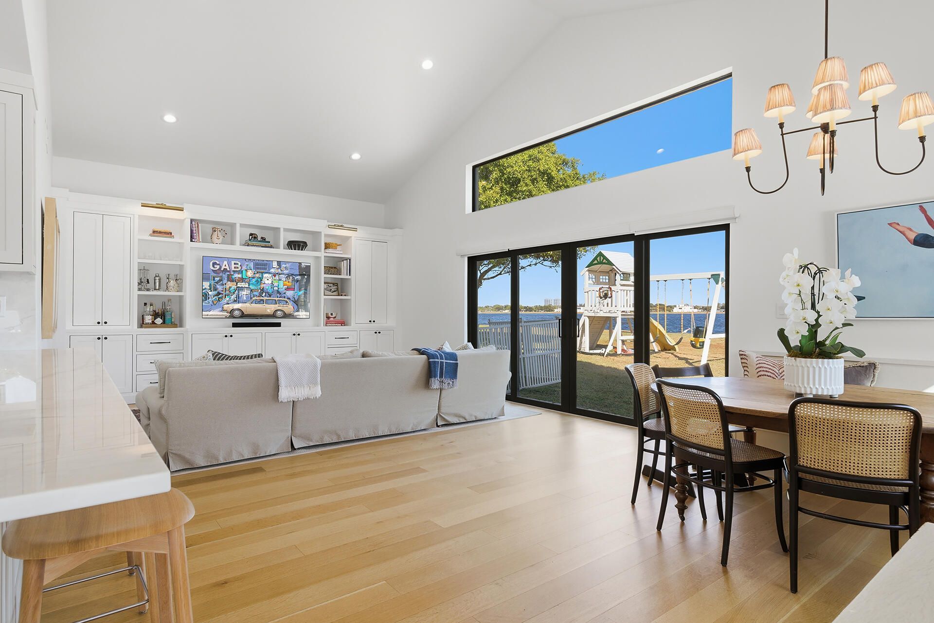 2308 Embassy Drive, West Palm Beach, FL 33401 Photo