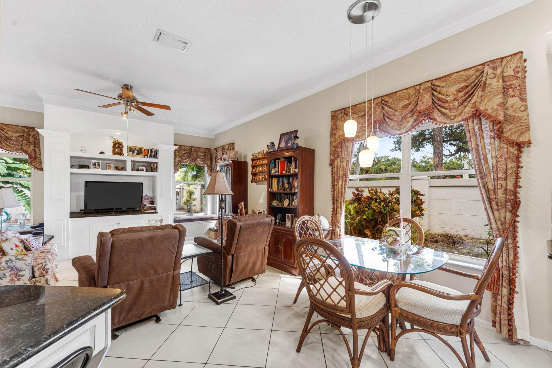 6529 Jog Estates Lane, Boynton Beach, FL 33437 Photo