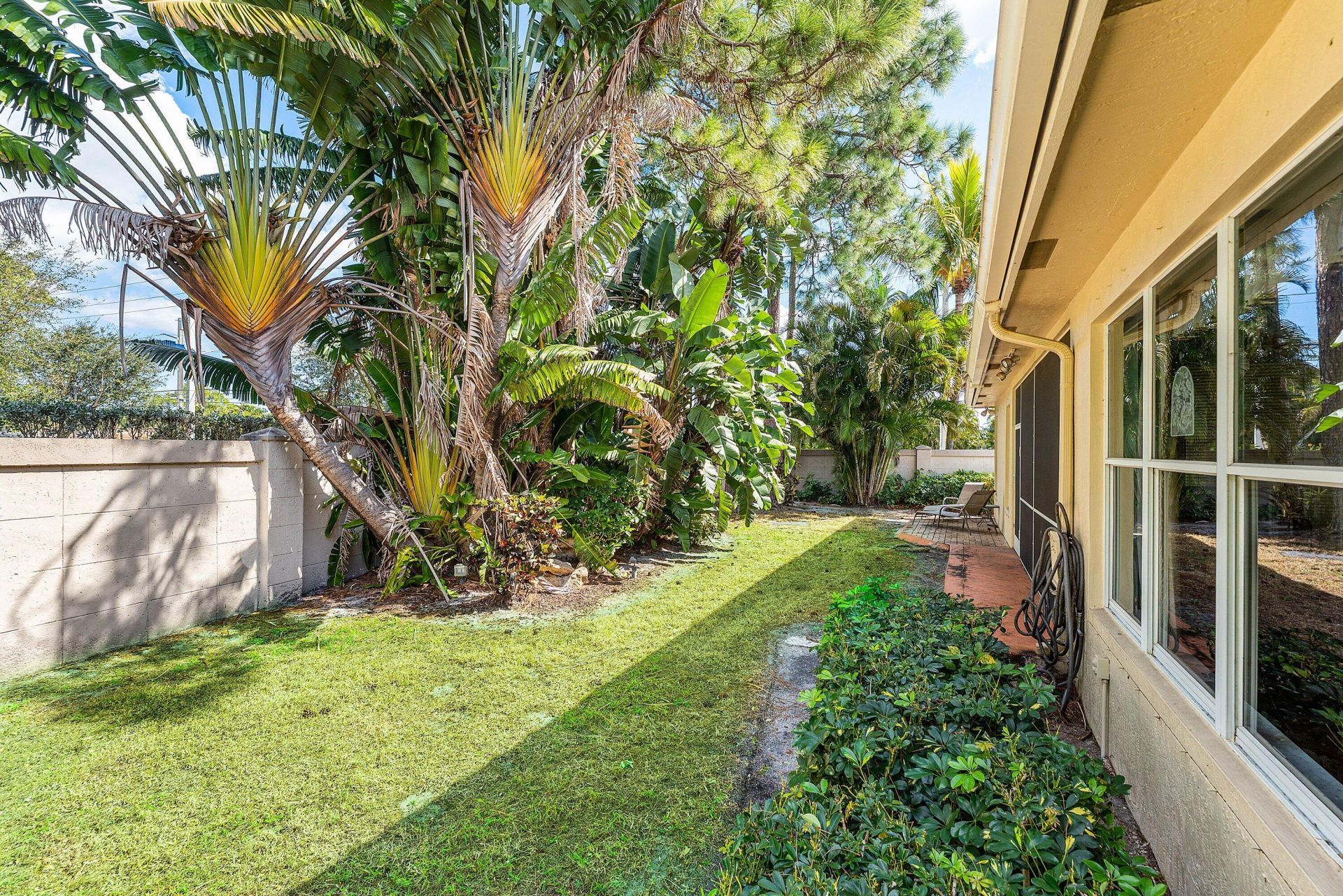 6529 Jog Estates Lane, Boynton Beach, FL 33437 Photo