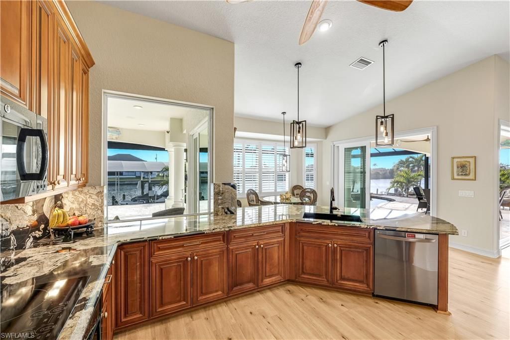 1503 NW 41st Pl, Cape Coral, FL 33993 Photo