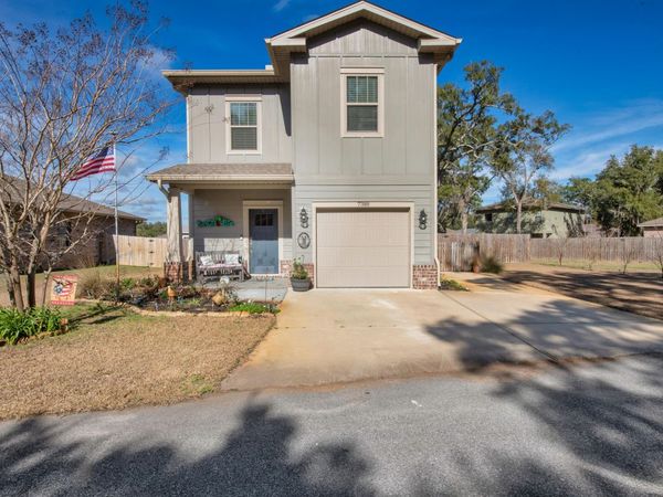 7388 Hiawatha Lane, Navarre, FL 32566