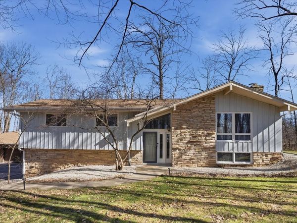 332 Glenview LANE, Grafton, WI 53024