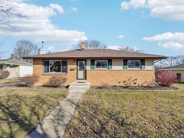 6004 Oriole LANE, Greendale, WI 53129