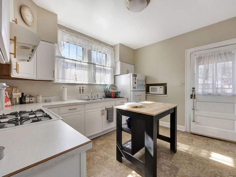 3831 Meyerfeld Avenue, Cheviot, OH 45211 Photo 11