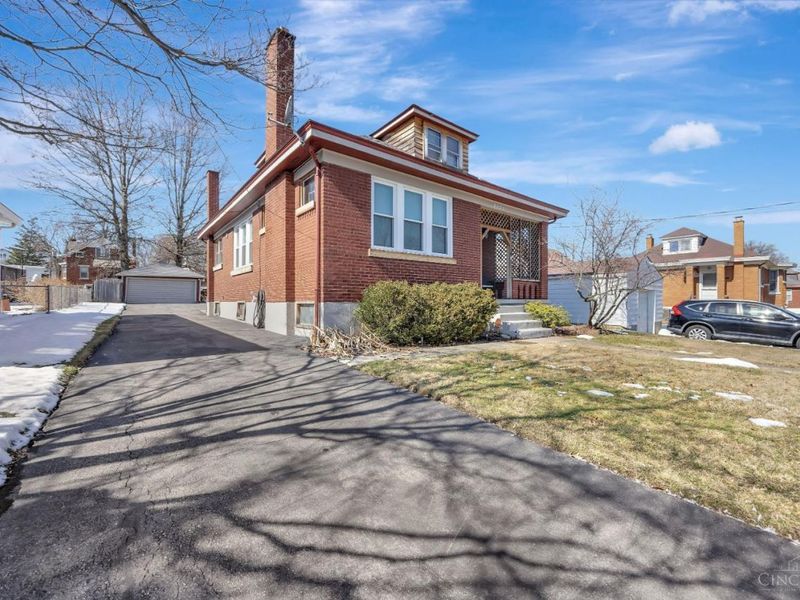 3831 Meyerfeld Avenue, Cheviot, OH 45211 Photo 2