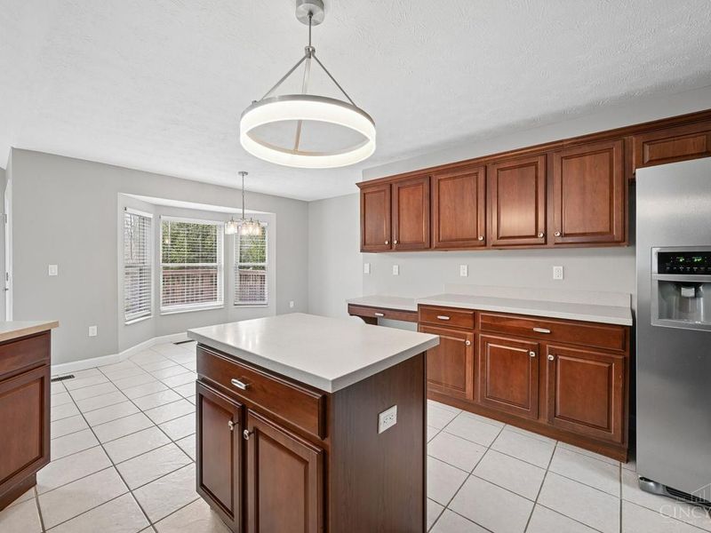 3653 Legend Oaks Drive, Amelia, OH 45102 Photo 13