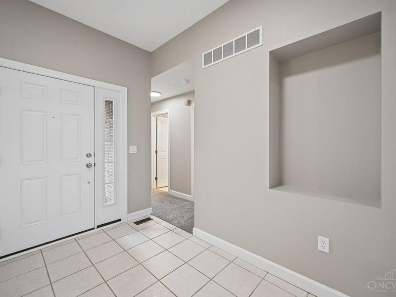 3653 Legend Oaks Drive, Amelia, OH 45102 Photo 2