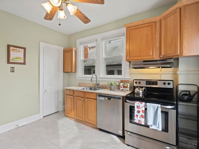 2557 Shanmoor Avenue, Norwood, OH 45212 Photo 17