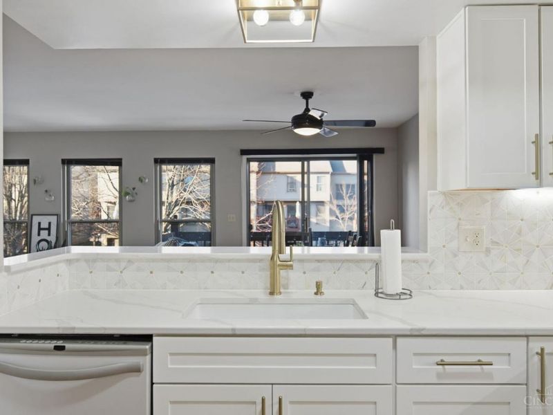 416 Old Court Street, Cincinnati, OH 45203 Photo 14